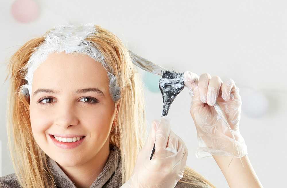 Чем обесцветить волосы самостоятельно или в салоне - щадящие профессиональные средства окрашивания