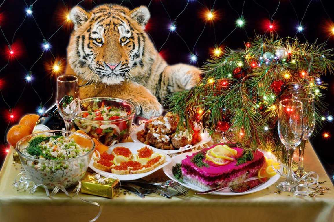 Новой год тигра. Тигр новый год. Закуски к новогоднему столу год тигра. Стол на новый год тигра. Новый год тигра 2022.