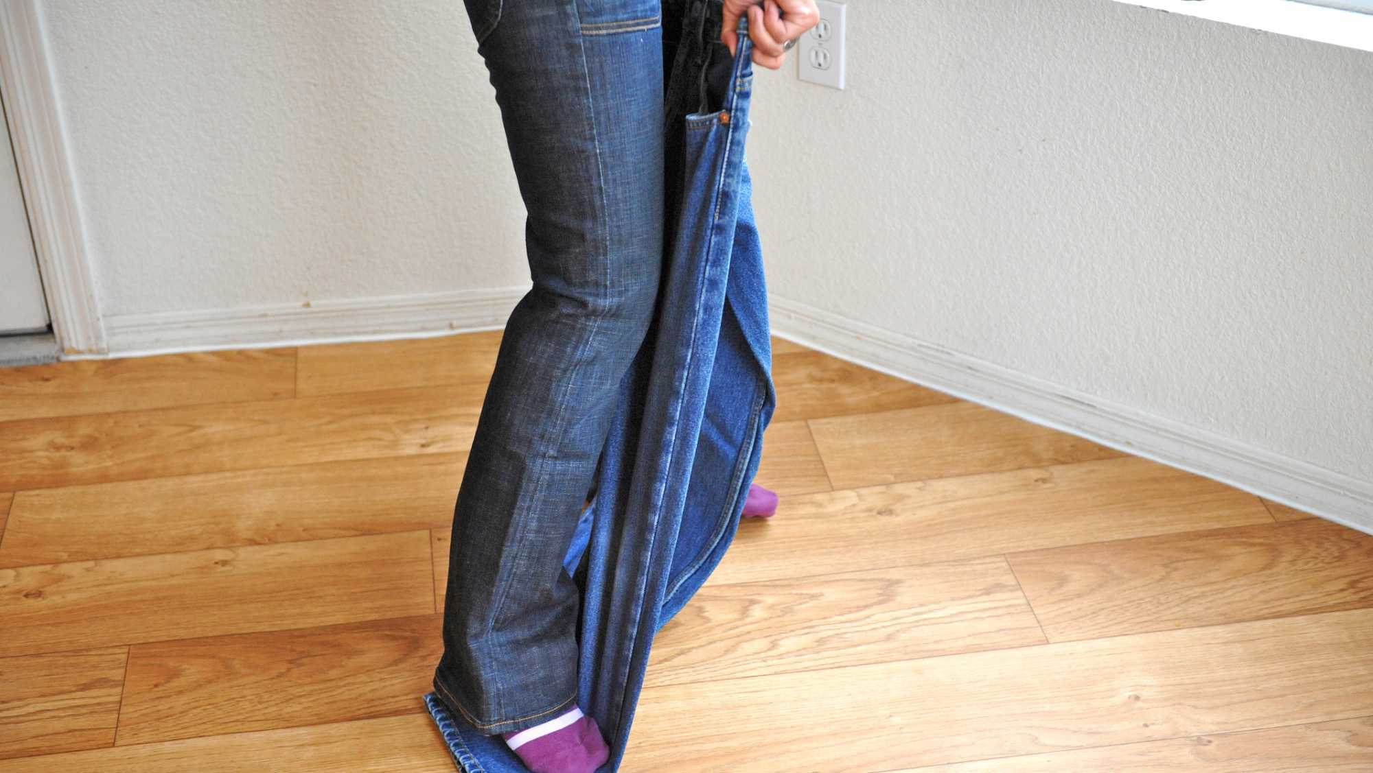 Как заузить брюки в домашних условиях