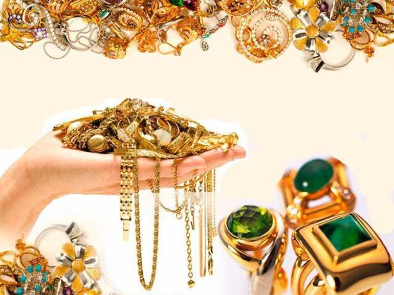 К чему снится золото во сне: покупать, искать, находка золотых украшений, дарят золотое украшение: сонник миллера и другие